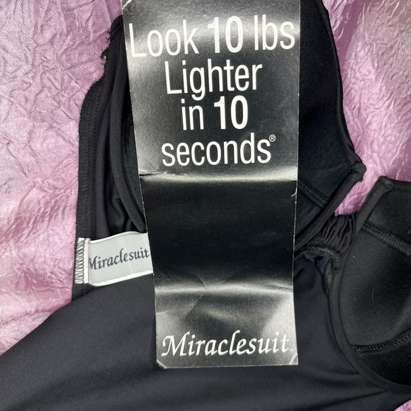 NWT MIRACLESUIT 14 BLACK OCEANERS UNDERWIRE BRA TOP LOOK 10 POUNDS LIGHTER - Picture 10 of 13